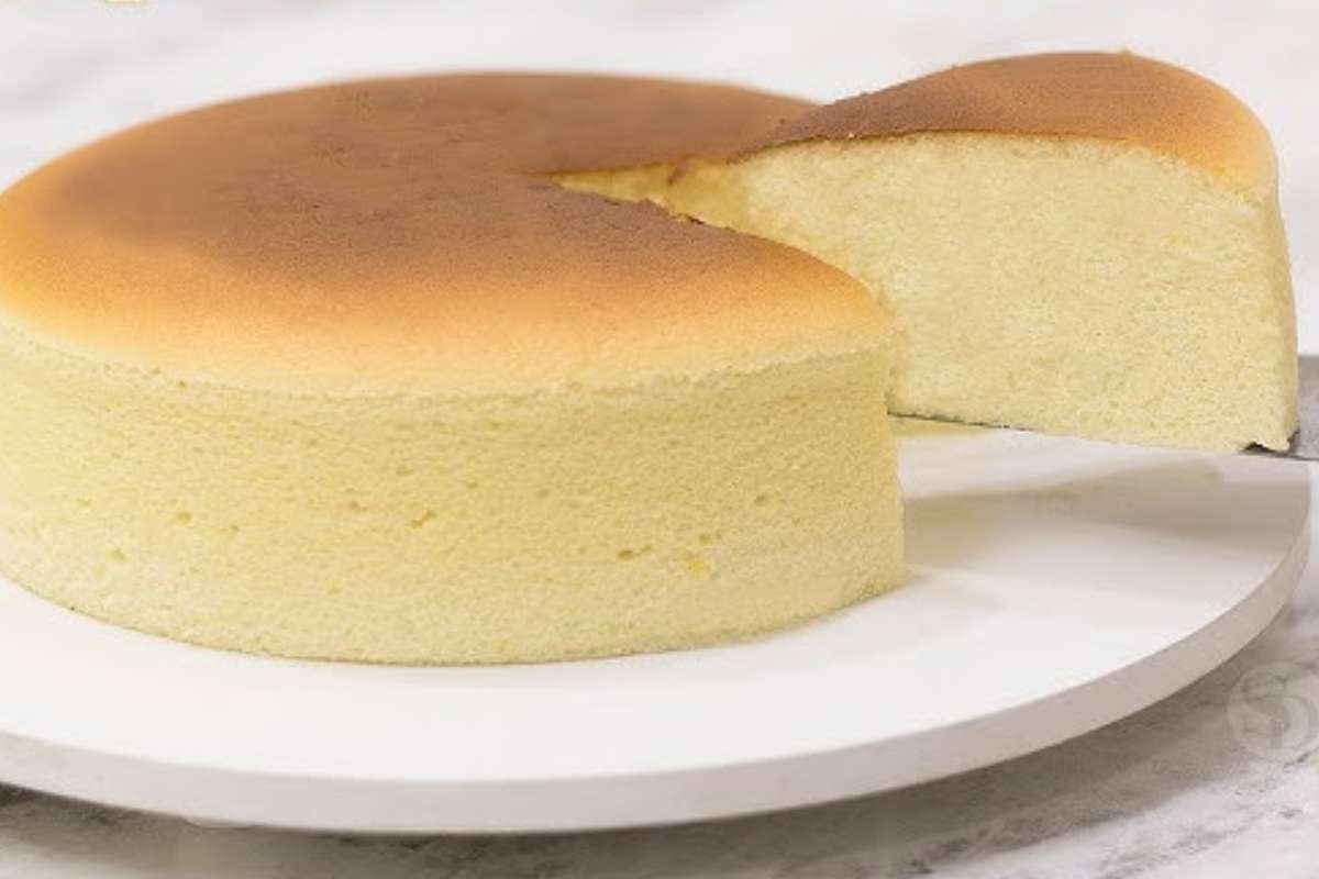 Bolo de Queijo (tipo cheesecake)